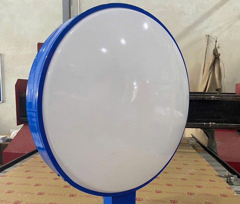 Tổng hợp các mẫu hộp đèn hút nổi đẹp tphcm